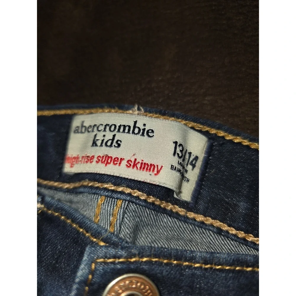 Abercrombie kids tie front shirt and jeans size 13 14